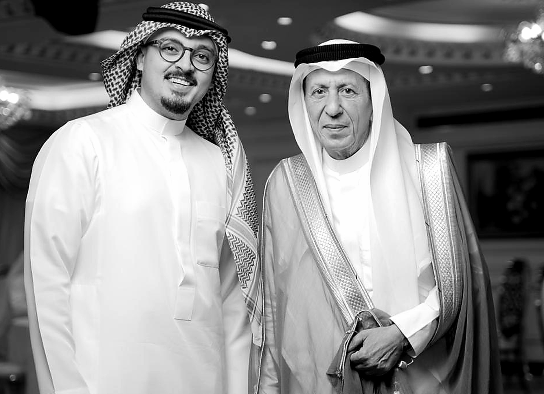رئيس مجلس الإدارة أسامة بن زيد أزرق مع المدير العام نجيب نبيل ملا